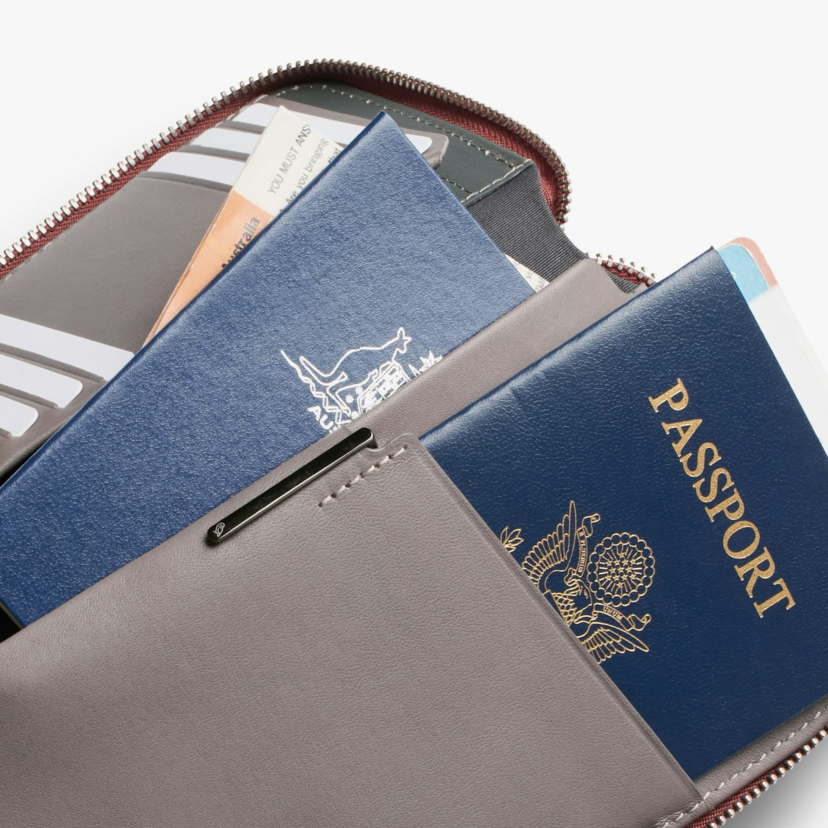 Travel Folio - US 4138