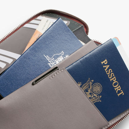 Travel Folio - US 4138