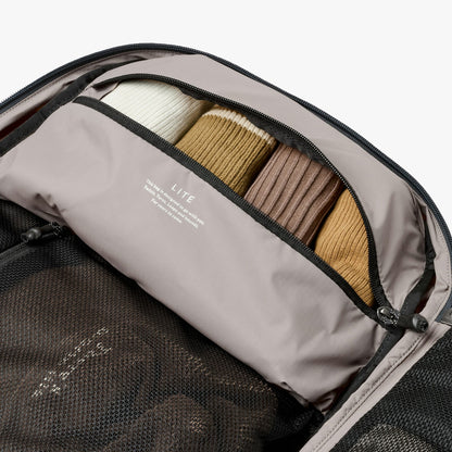 Lite Travel Pack 38L - US 5737