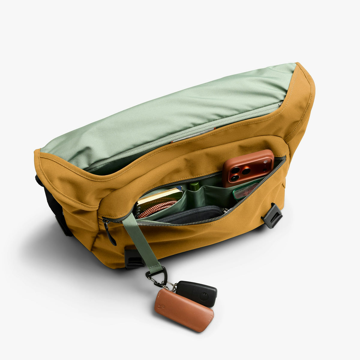 Classic Messenger 13L - US 6523