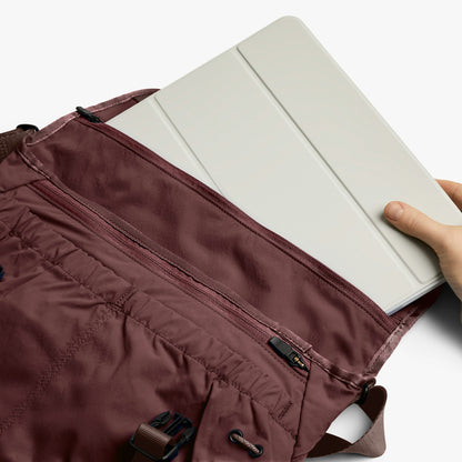 Cinch Messenger - US 9128