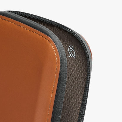 Venture Phone Pocket - US 6859
