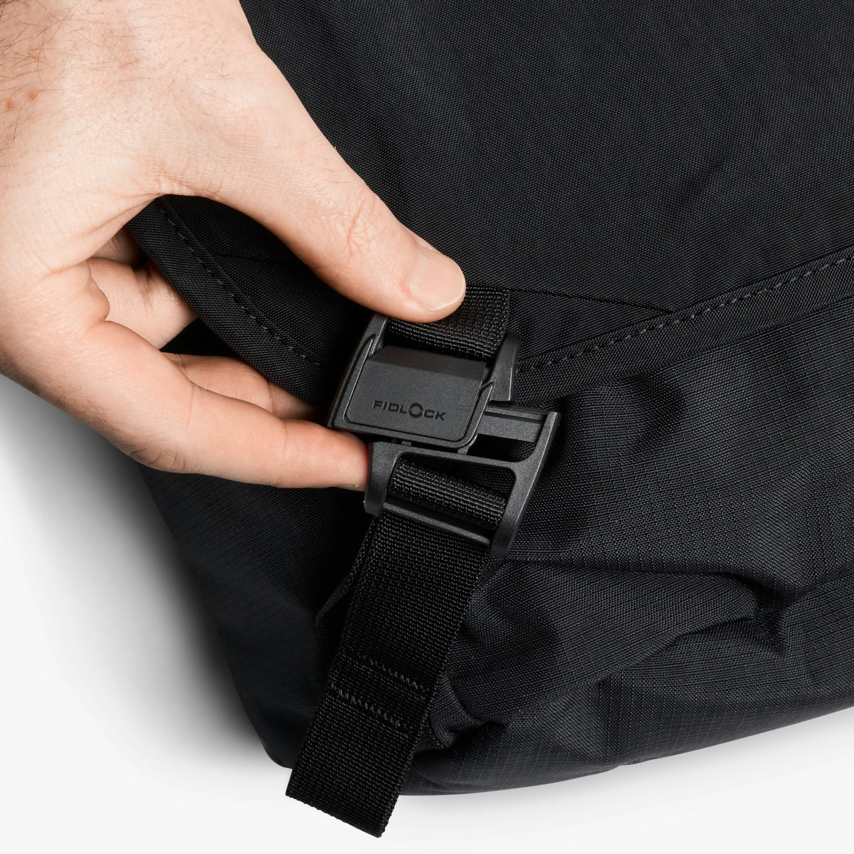 Venture Messenger 16” - US 5899