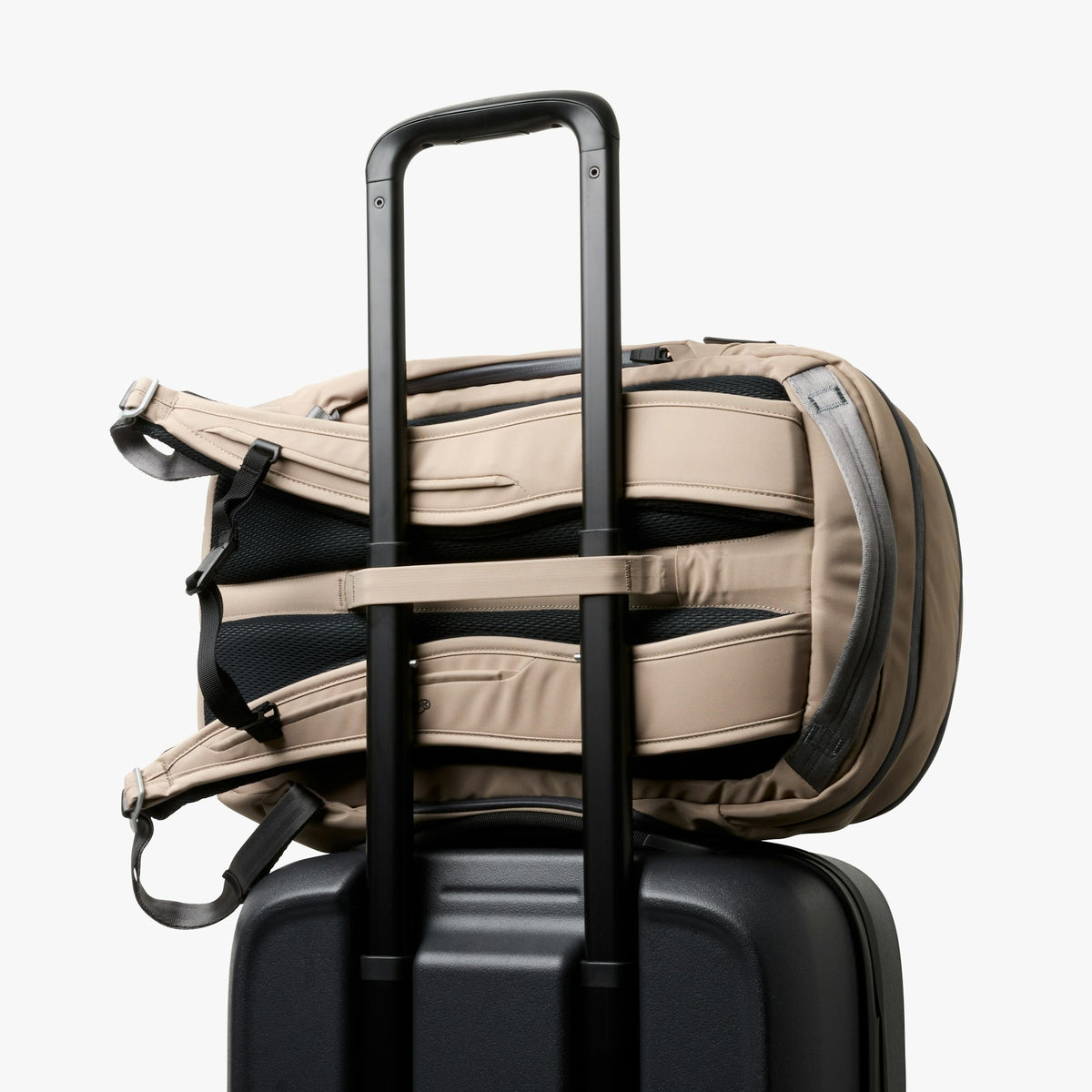 Transit Workpack Pro 22L - US 2466