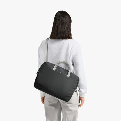 Via Work Bag - US 5564