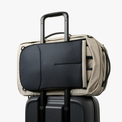 Lite Travel Pack 30L - US 9602